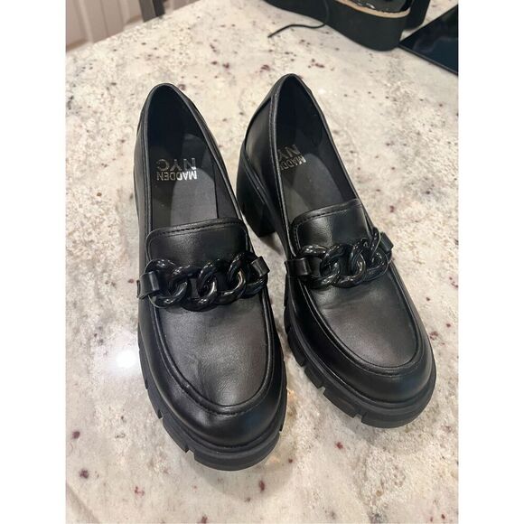 Madden NYC Black Lug Sole Chain Loafers Sz 7.5 NWOT - Picture 1 of 6
